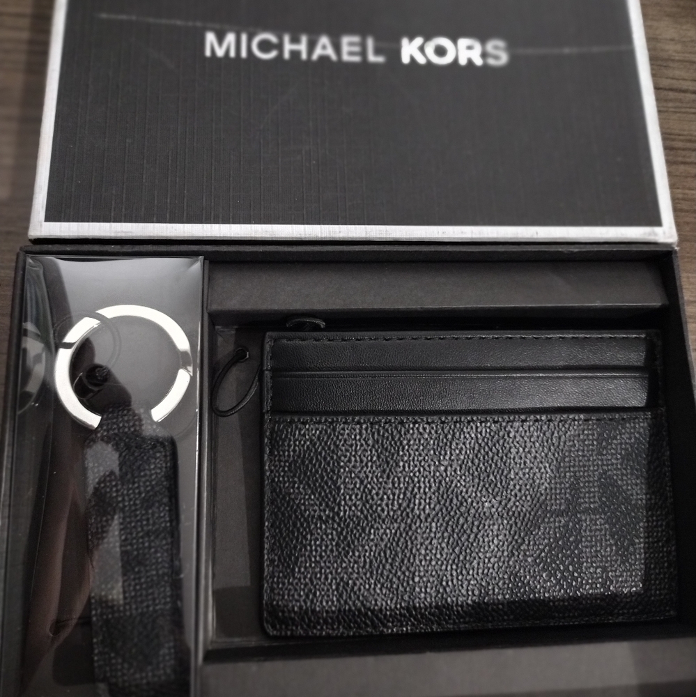 Michael kors wallets